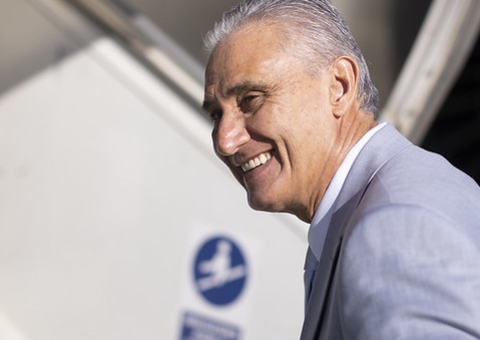 Criticado por escolhas na Copa, Tite deixa seleção com sua pior avaliação