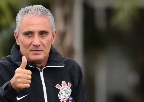 Tite diz que talvez não tenha dado as oportunidades que devia a Dudu