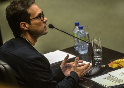 Em interrogatório, Jairinho se diz inocente e questiona manobras médicas