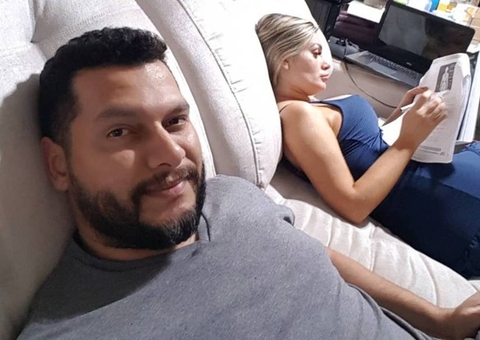 Marido mostra Andressa Urach estudando e revela: ‘mundo artístico ficou pra trás'