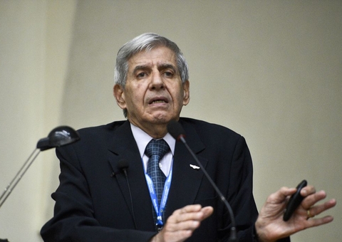 Ministro de Bolsonaro polemiza ao dizer que "infelizmente" Lula não teve AVC