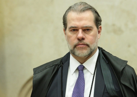 Rede de notícias falsas recebe financiamento estrangeiro, diz Toffoli