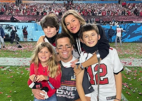 Gisele Bündchen diz em entrevista que gostaria que o marido fosse mais presente na família