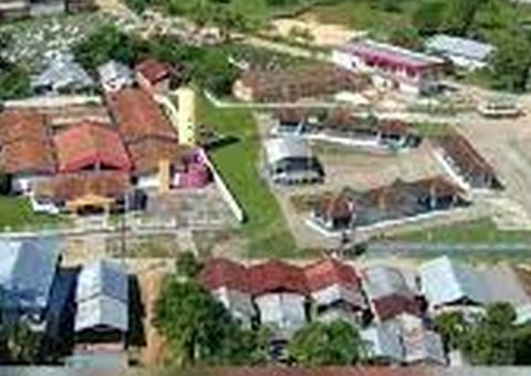 Tonantins paga R$ 5 milhões por pavimentação em concreto