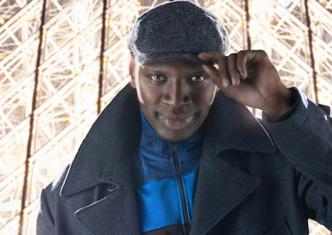 Assane corre contra o tempo no novo comercial de Lupin