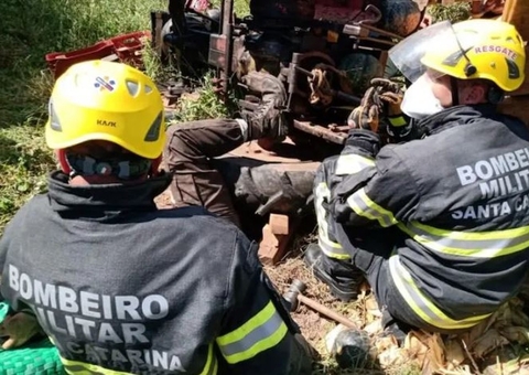 Agricultor fica 3 dias com pé esmagado por trator a espera de socorro