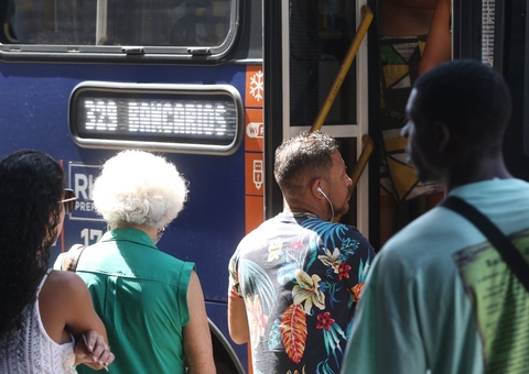 Covid-19: Brasil registra 30,3 milhões de casos e 662,6 mil mortes