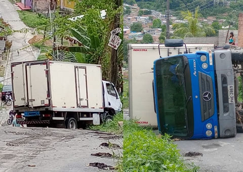 Caminhão tomba e outro atinge poste em acidente no Alfredo Nascimento; vídeo