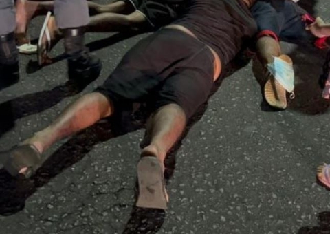 Com arma de brinquedo, trio é preso suspeito de assalto a ônibus em Manaus 