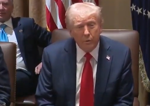 'Gold Card': Trump anuncia que EUA irão vender vistos por US$ 5 milhões