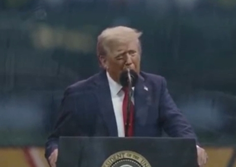 Trump vai decidir se ataca ou não o Irã em até duas semanas