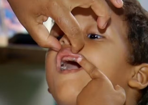 Menino de 3 anos que terá que extrair todos os dentes após cáries consegue atendimento