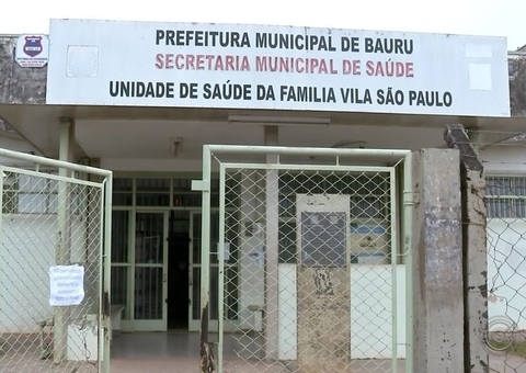 Agente de saúde é demitida após vacinar marido e outros 3 parentes
