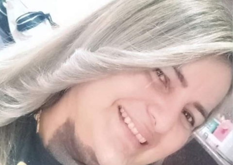 Mulher morre e marido fica ferido após moto colidir com poste em Itacoatiara