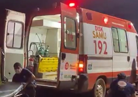 Homem sofre fratura exposta após motos colidirem de frente no Amazonas 