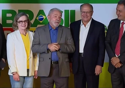 Lula faz 1º reunião com ministros hoje: 'Só tem hora para começar'