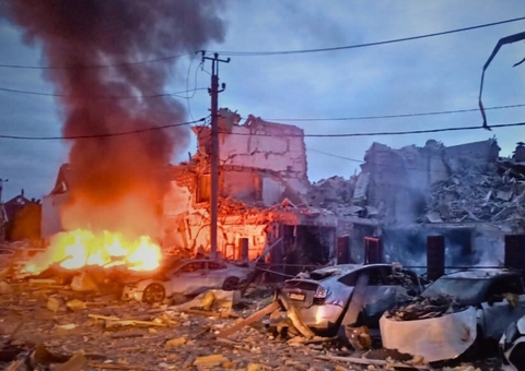 Bombardeio russo contra a Ucrânia mata menina de 12 anos e fere mais de 40 pessoas