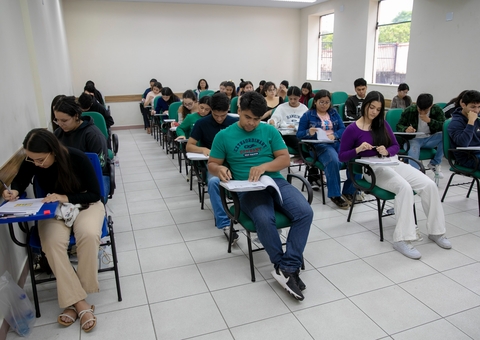 Vestibular e SIS 2025 da UEA têm inscrições abertas