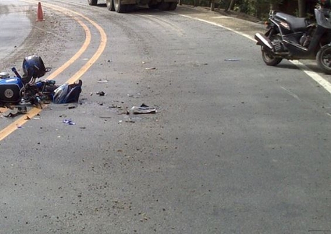 Acidente: Homem morre após motos colidirem de frente em rua de Manaus