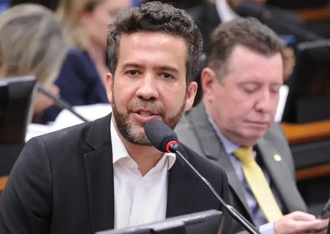 STF tem maioria para tornar Janones réu por postagens contra Bolsonaro