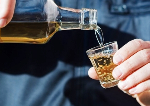 Avô que forneceu cachaça ao neto menor de idade é condenado