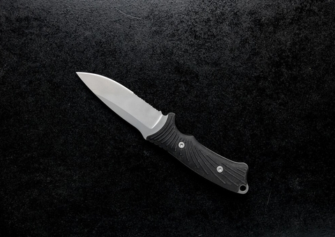 Homem esfaqueia mãe e padrasto durante confusão no Jorge Teixeira