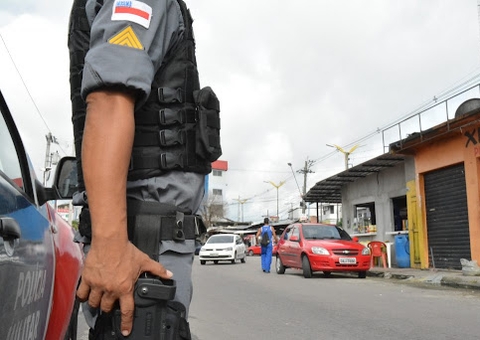 Polícia prende mulher e fecha com laboratório de drogas no Amazonas