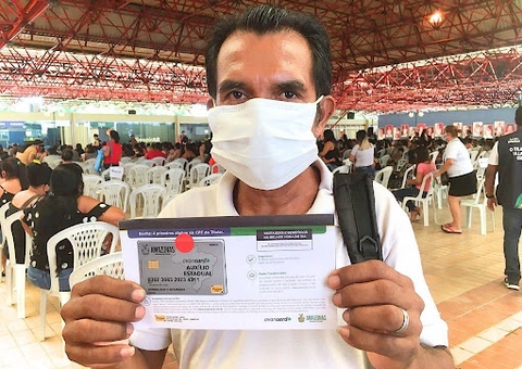 Entrega do cartão Auxílio Estadual está suspenso neste feriado em Manaus