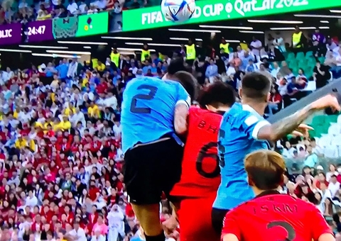 Uruguai e Coreia do Sul estreiam pelo Mundial com empate