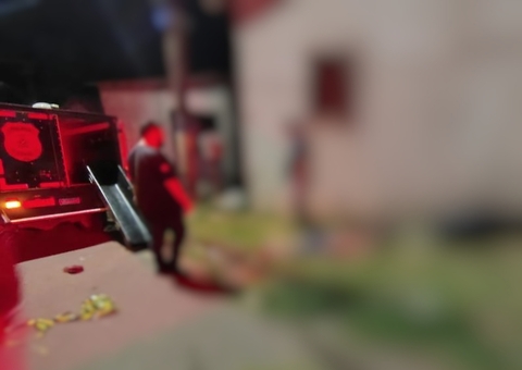 Mecânico mata amigo com facada no peito dentro de bar em Presidente Figueiredo