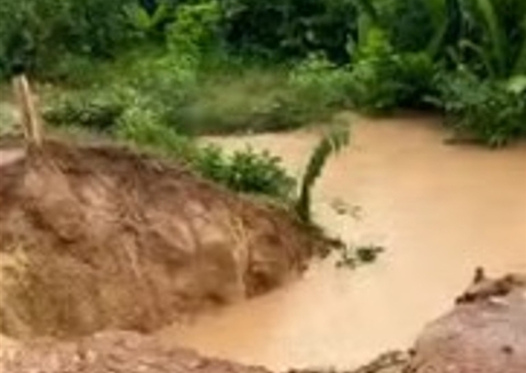 Chuvas provocam interdição total na BR-230 no Amazonas