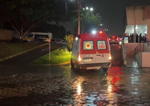 Adolescente leva tiros nas costas durante assalto em Manaus
