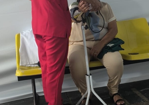 Álcool e quedas lideram ocorrências médicas no Réveillon de Manaus