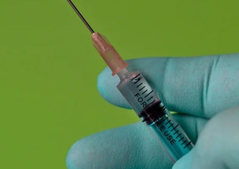 Três milhões de doses da vacina da Janssen chegarão ao país neste mês