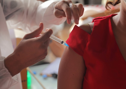 Covid-19: Vacinação no Amazonas avança e chega a 7.184.359 doses aplicadas