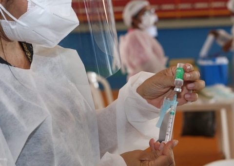 Manaus tem 277 mil pessoas atrasadas para 2ª dose de vacina contra covid