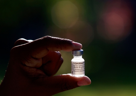 Vacinação contra covid é suspensa em cinco capitais do Brasil por falta de doses