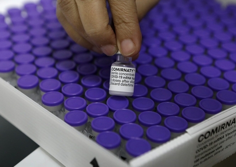 Brasil recebe hoje lote com 629 mil doses de vacina da Pfizer