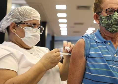 Amazonas já aplicou 6.200.131 doses de vacina contra Covid até este domingo