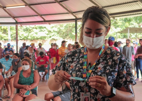 Com 83 postos, vacinação contra a covid será suspensa no feriado em Manaus