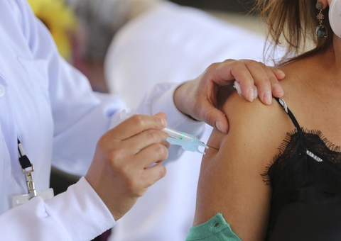 Mais de 8 milhões não voltaram para tomar a 2ª dose contra covid