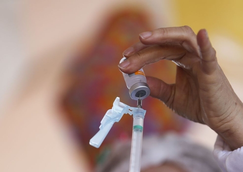 Ministério da Saúde garante que não distribuiu doses vencidas aos estados