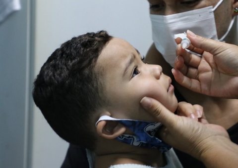 Depois de quedas, índice de vacinação contra pólio melhora no Amazonas