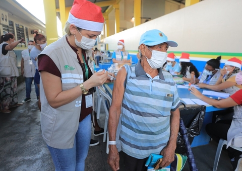 Mais de 500 pessoas são vacinadas contra Covid-19 em escolas de Manaus