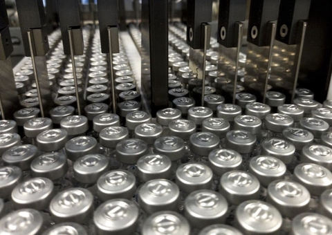 Câmara aprova MP que permite doação de vacinas contra covid-19