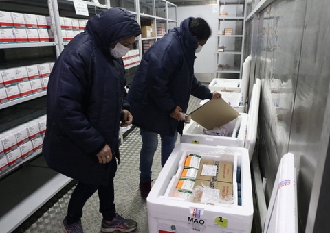 Municípios do AM atingidos pela cheia recebem vacinas e insumos 