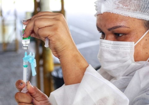 Brasil chega a 19,4 milhões de vacinados contra Covid-19