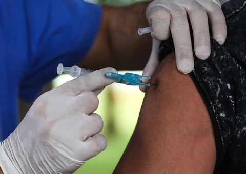 Juiz autoriza importação de vacinas sem doação para o SUS