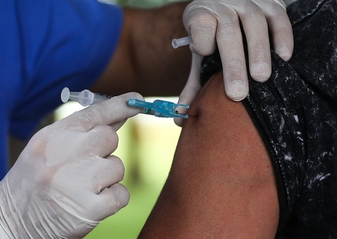 Amazonas aplicou 2.323.486 doses de vacina contra a covid-19