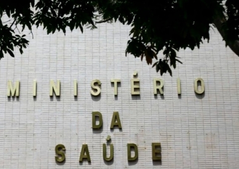 Saúde negocia compra de 25 mil doses de vacina contra mpox